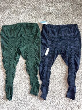 NWT! Sweetflexx Resistance Band Leggings in both Black Camo & Forest Green Sz 18
